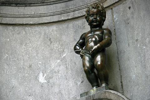 Manneken Pis uitgepist 
