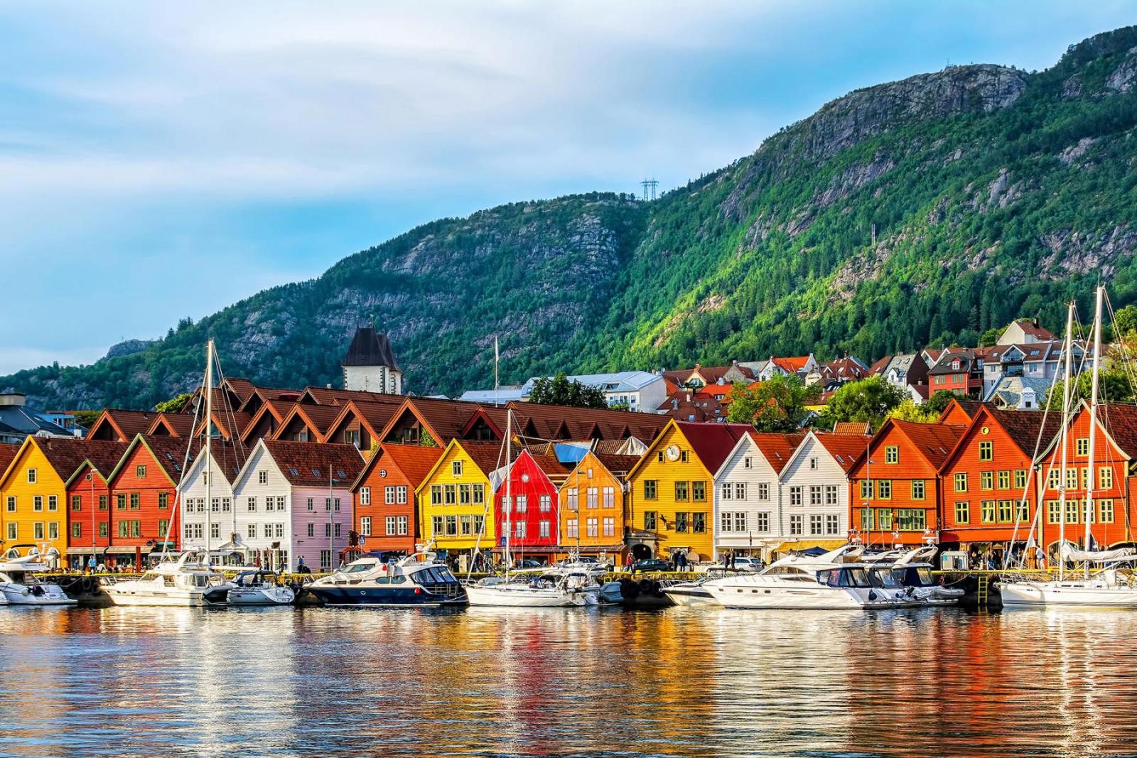 CITY & FJORD: stedentrip en natuur in veelzijdig Noorwegen 