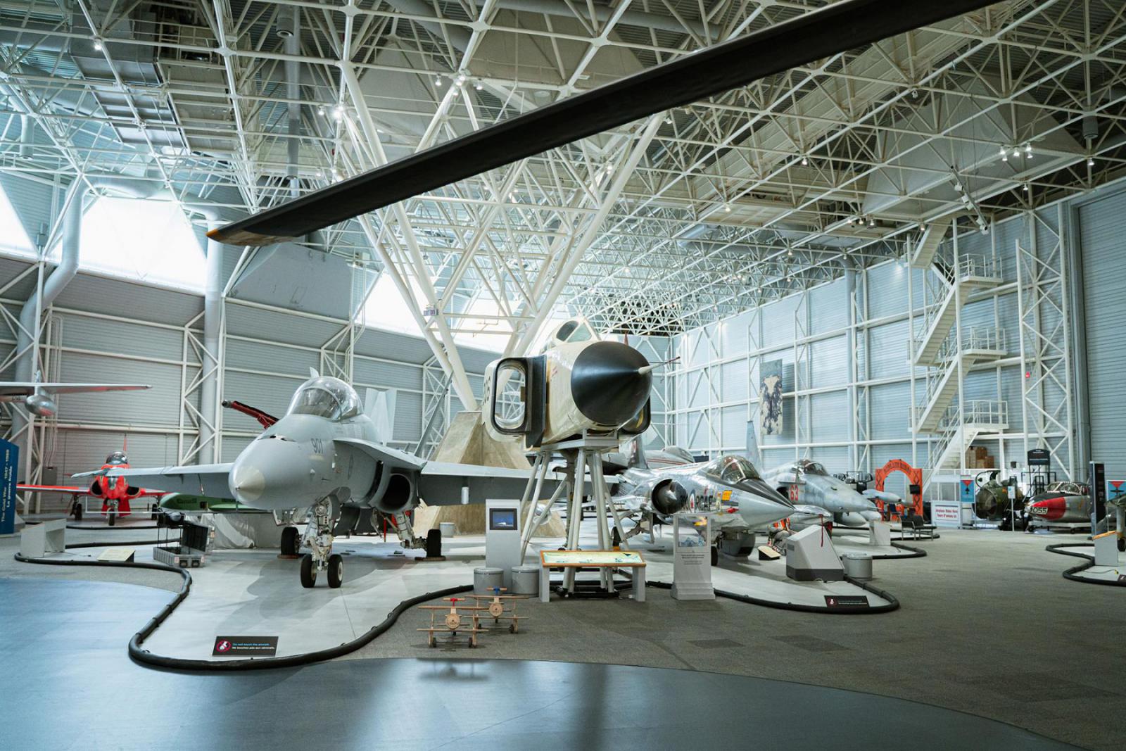 In het Canada Aviation and Space Museum kun je 130 echte vliegtuigen bewonderen | Ottawa Tourism
