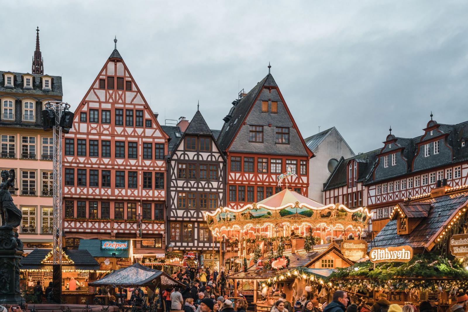 Bezoek de kerstmarkt in het centrum van Frankfurt | #visitrheinmain / Christoph Partsch