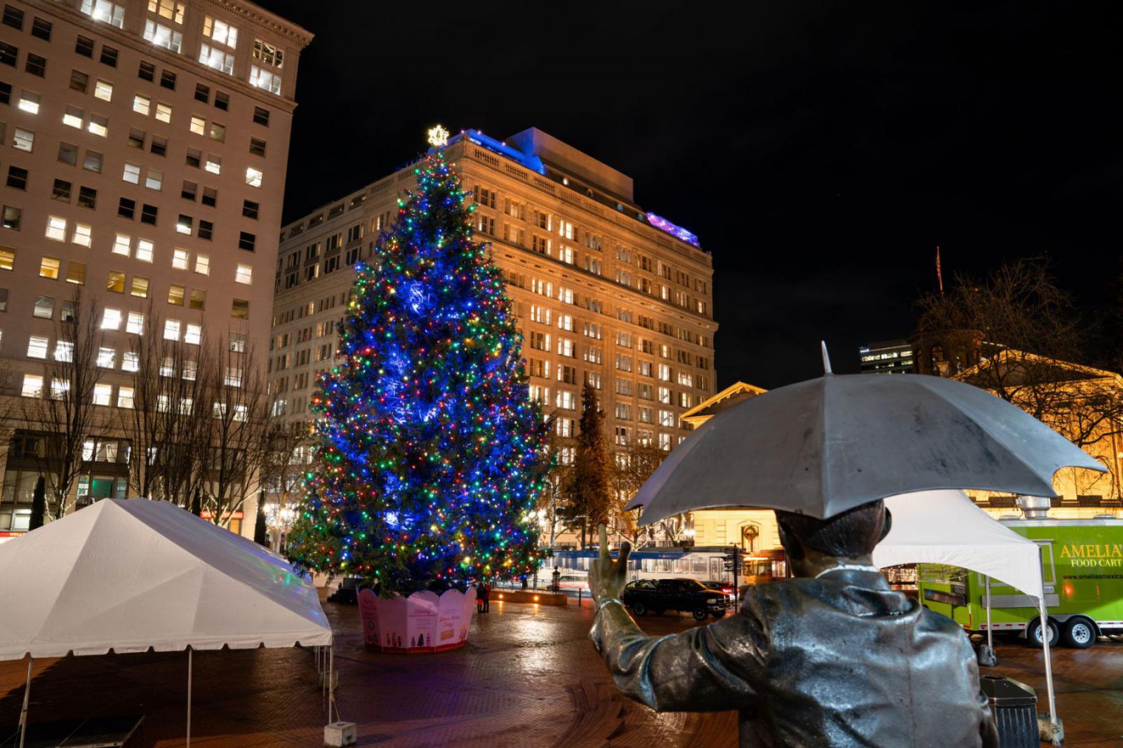 Geniet van de winterse gezelligheid in Portland | Justin Katigbak / Travel Portland
