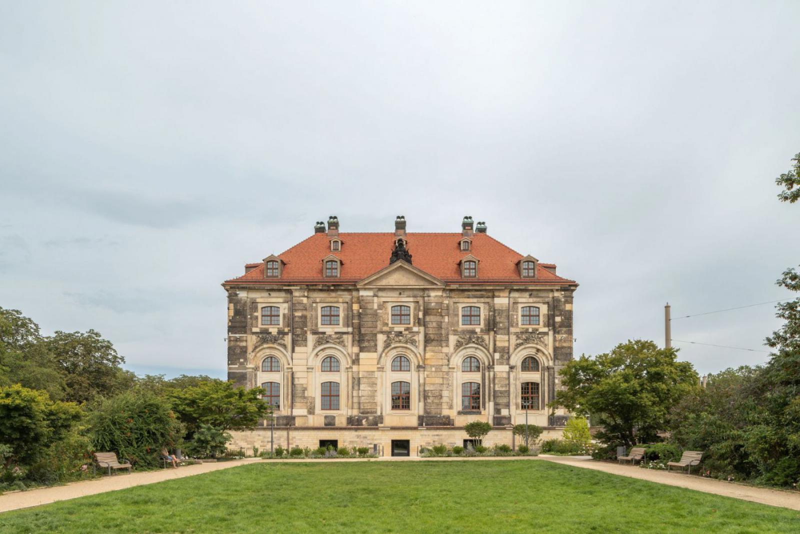 Bezoek de bijzondere tentoonstelling Archiv der Avantgarden in Dresden