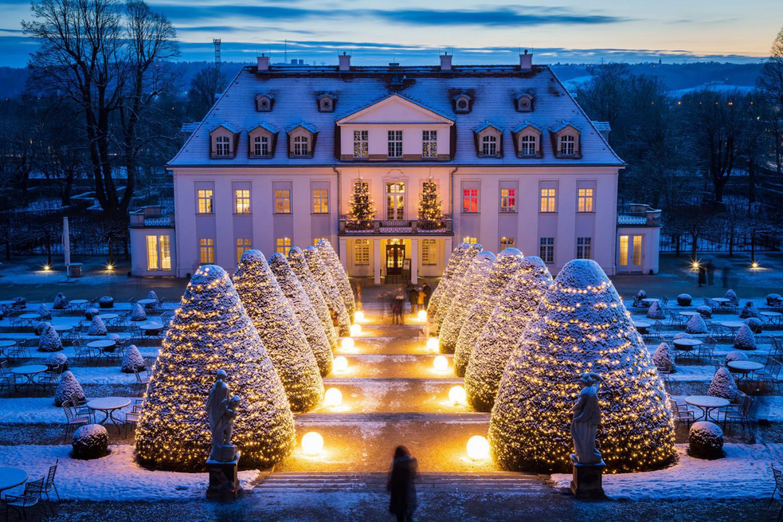 Het magische Schloss Wackerbath in de winter | © Daniel Bahrmann (DML-0)
