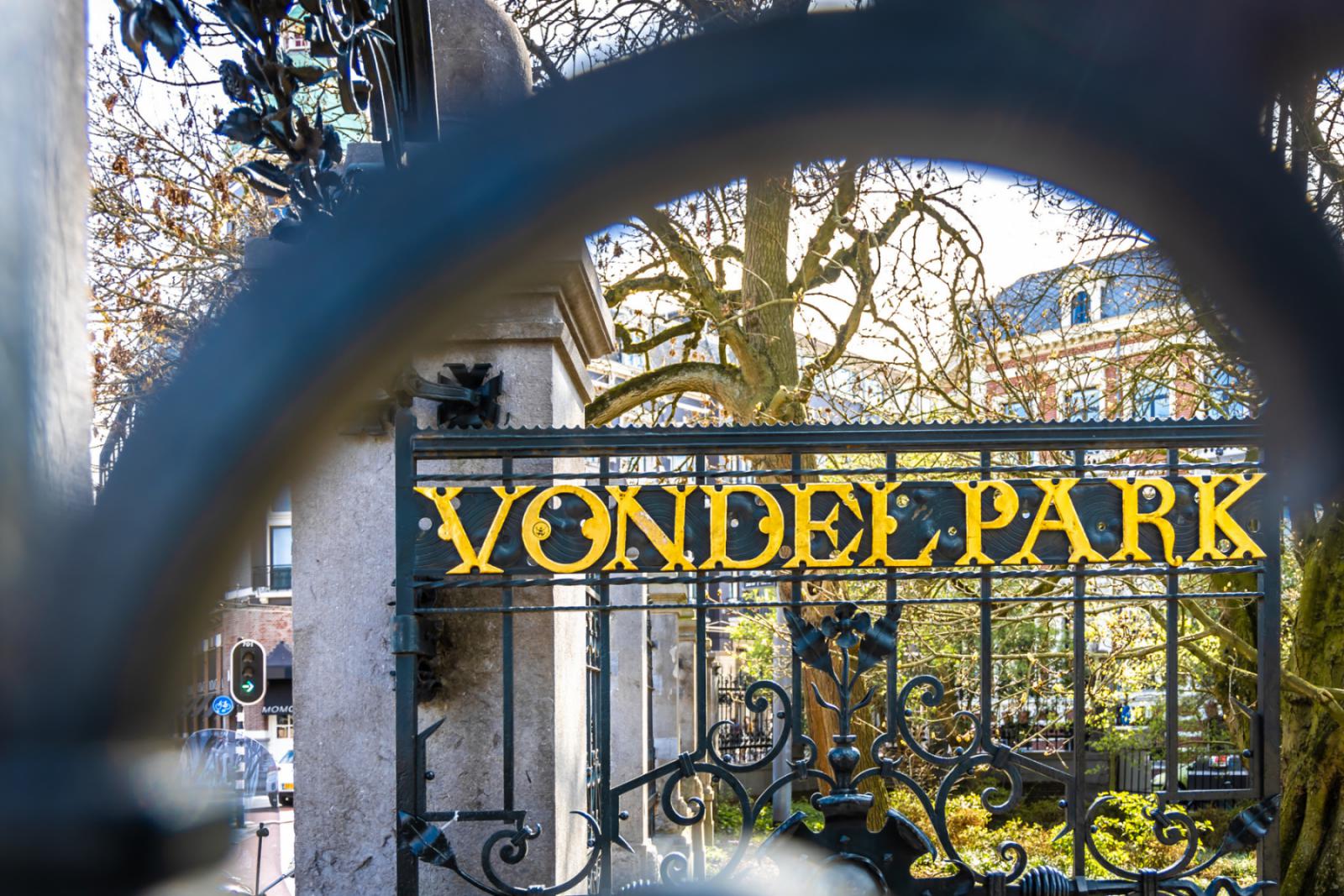 Hek vondelpark Amsterdam