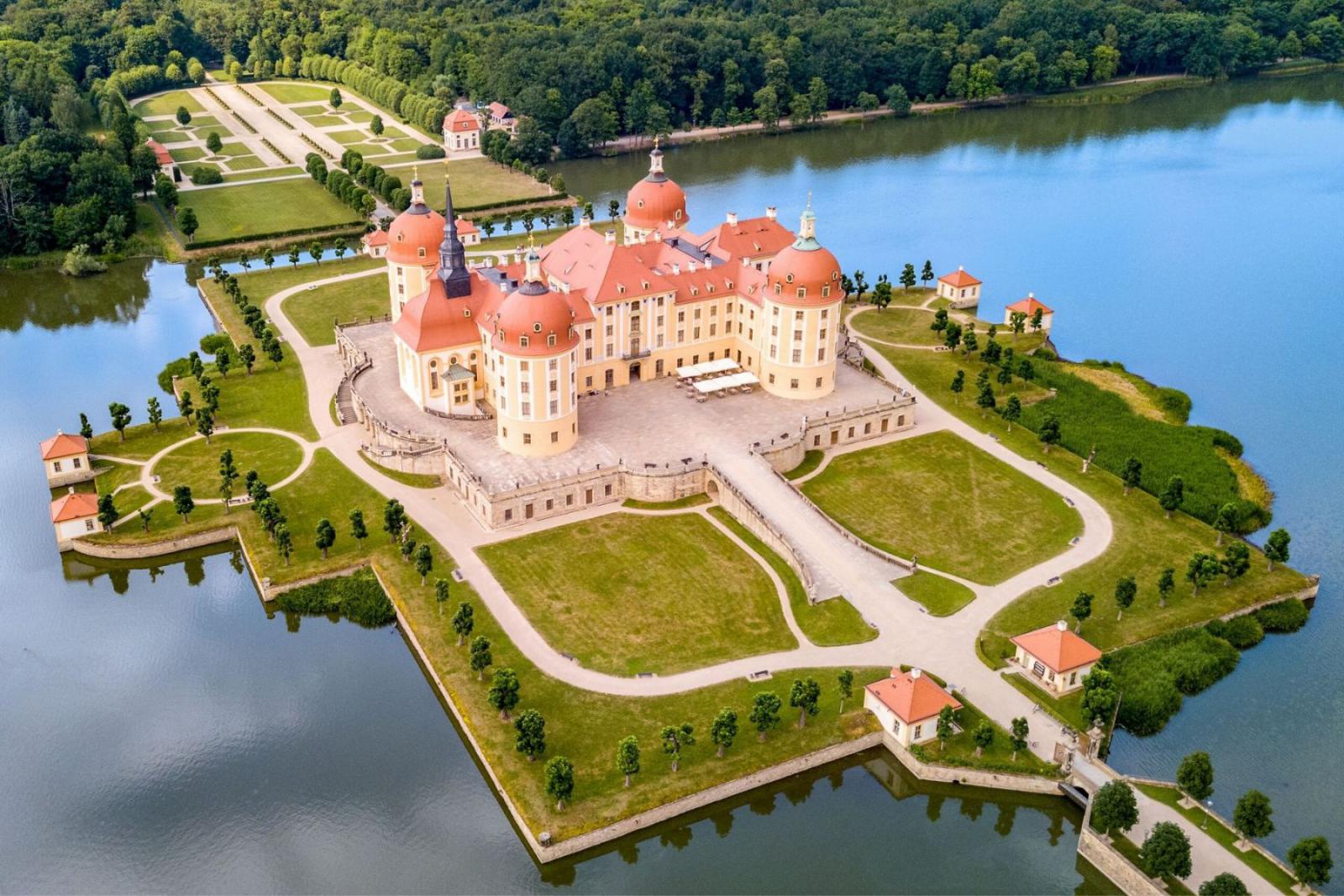 Moritzburg ligt op een prachtig landgoed | © Arvid Müller