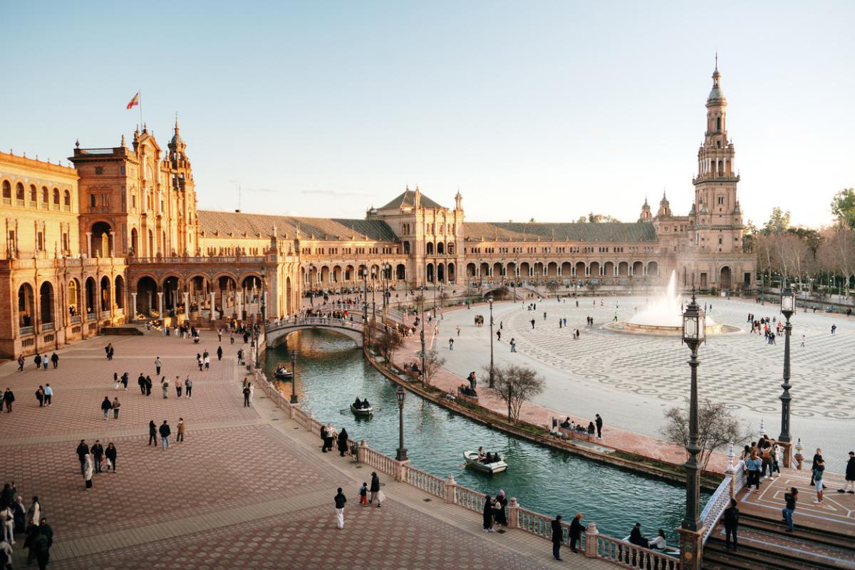 Het indrukwekkende Plaza de España in Sevilla