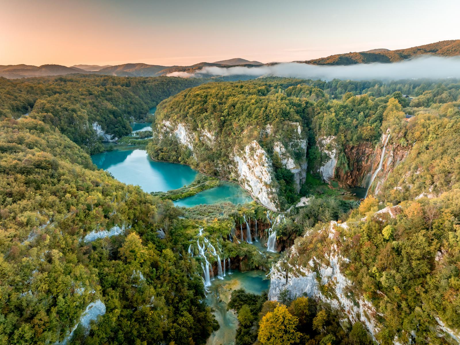 De Plitvicemeren behoren tot de indrukwekkendste natuurgebieden van Kroatië