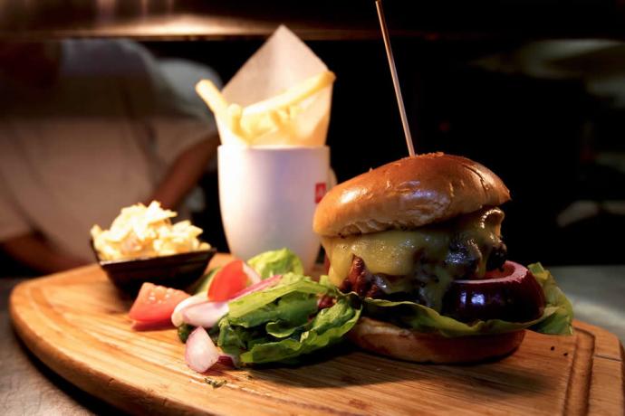 Kennedy's Bar & Restaurant