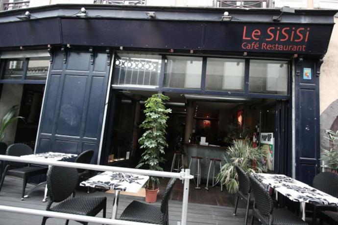 Le Sisisi