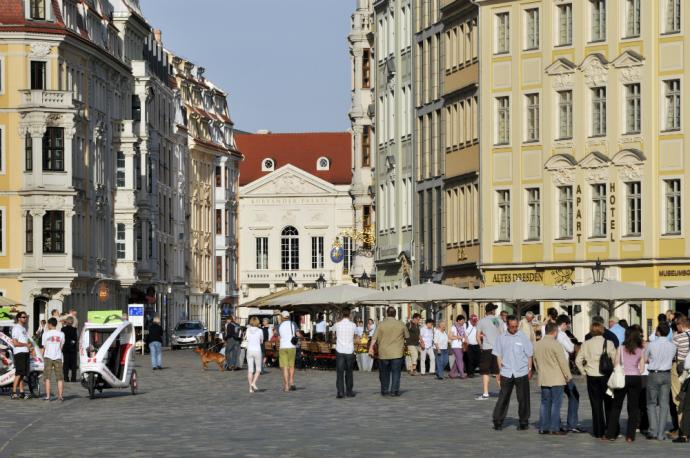 Neumarkt rond de Frauenkirche