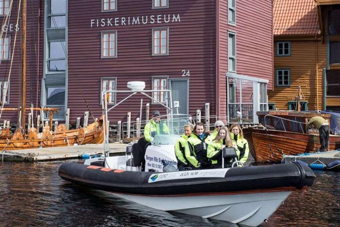 Fjordsafari met een RIB-Boot