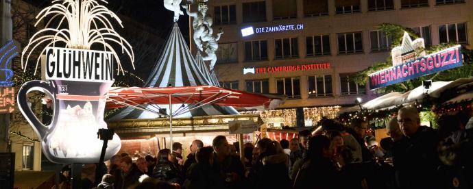 Met de trein naar de kerstsfeer van Basel 