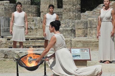 Olympische vlam is ontstoken