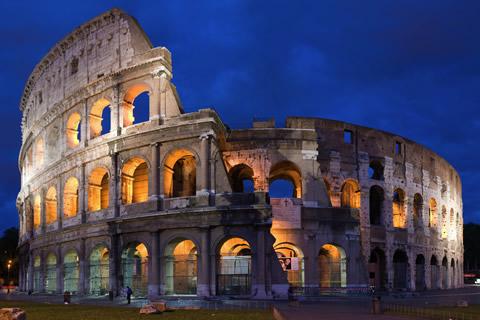 Colosseum in Rome zakt weg