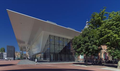 Stedelijk Museum Amsterdam eindelijk weer open 