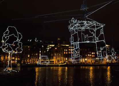 Amsterdam is verlicht tijdens Light Festival
