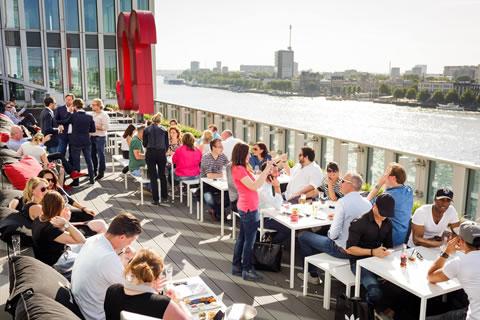 Zwoele zomeravonden bij de mooiste bars van Nederland