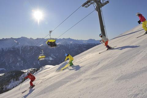 Combineer skiën met een stedentrip in Oostenrijk