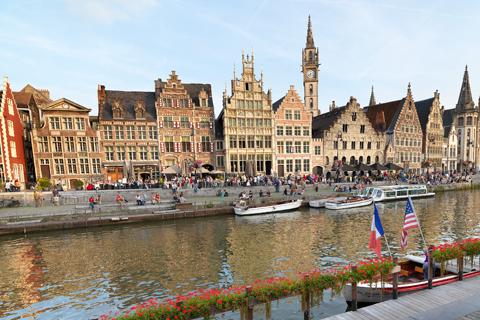Gent kleurt Oranje door bijzondere band met Nederland