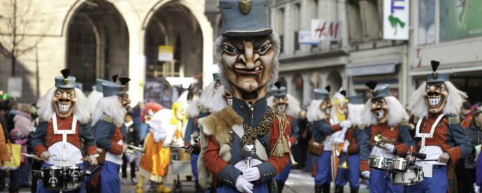 5x carnaval vieren in Zwitserland