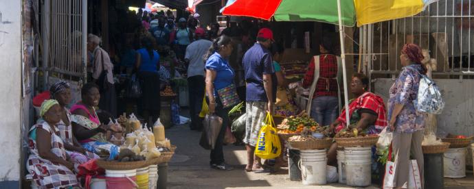 24 uur in… Paramaribo