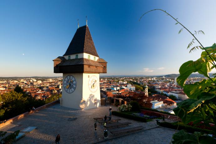 Klokkentoren op de Schlossberg 