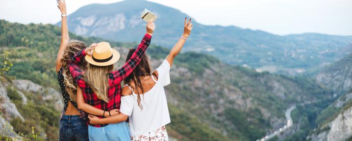 De vijf leukste steden voor jou en je vriendinnen | Internationale Vrouwendag