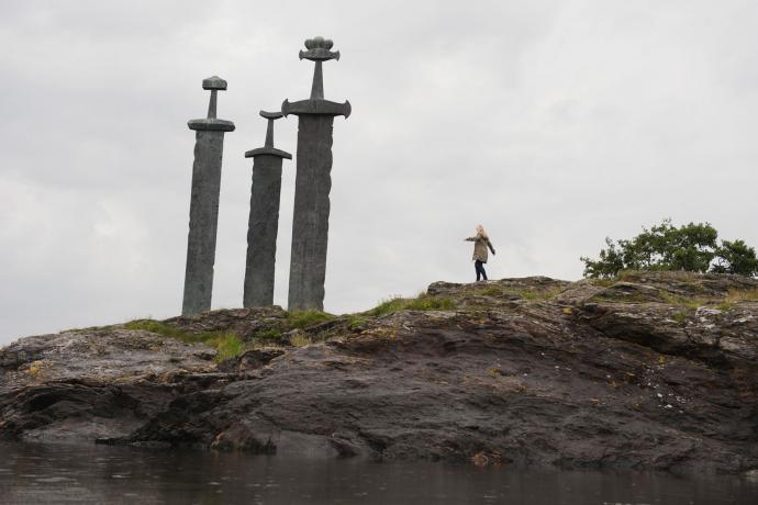  Sverd i fjell