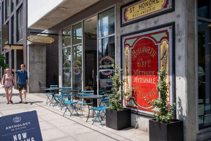 Division/Clinton Street