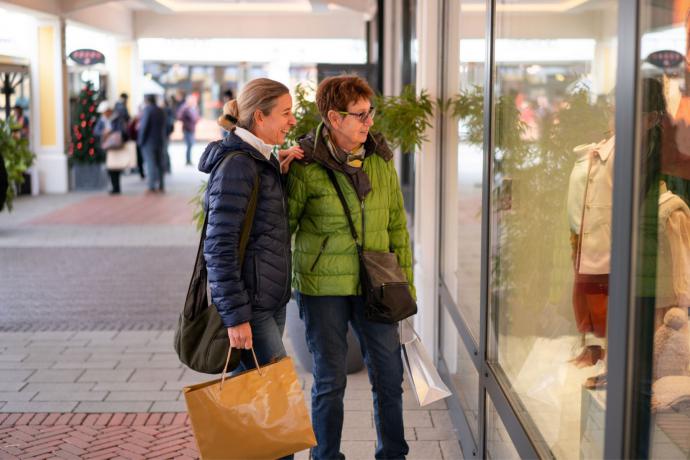 Woodburn Premium Outlets