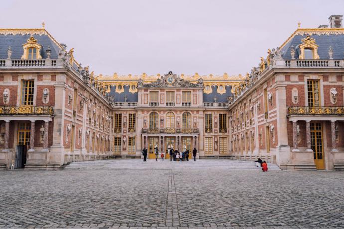  Versailles