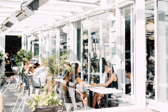 49th Parallel Café & Lucky's Doughnuts