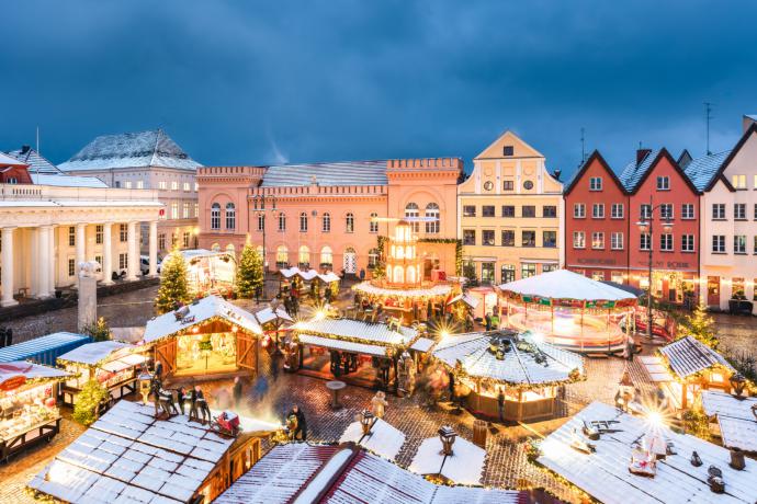 Kerstmarkten in de winter